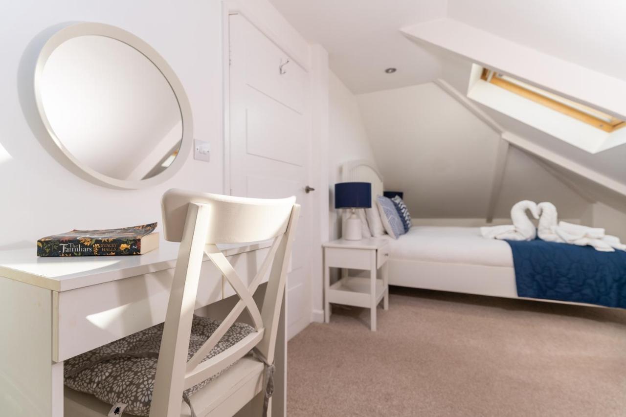 Stunning Views Over Mounts Bay With Balcony Penzance Zewnętrze zdjęcie