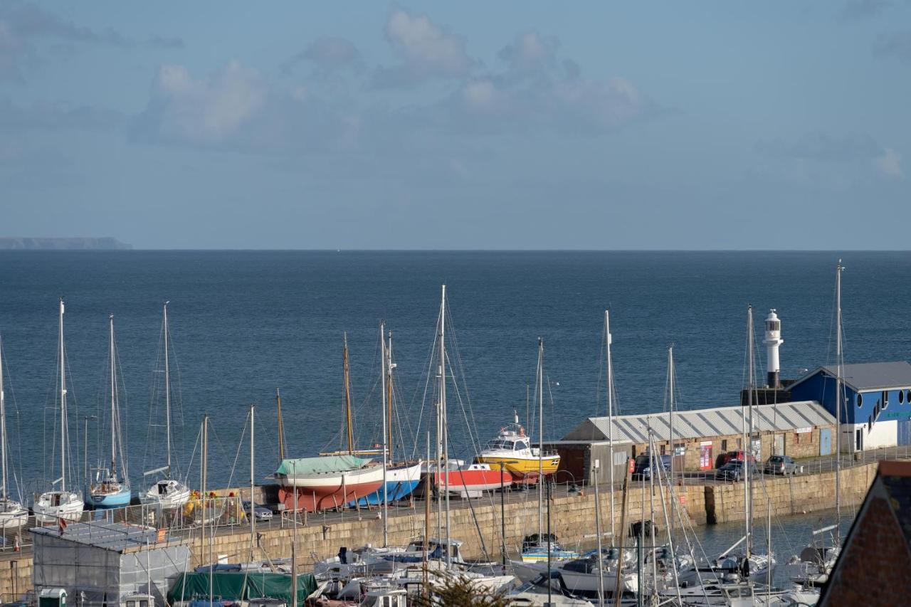 Stunning Views Over Mounts Bay With Balcony Penzance Zewnętrze zdjęcie